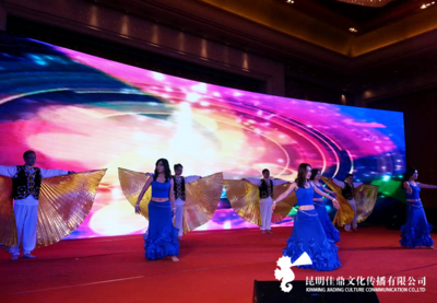 昆明礼仪模特公司服务全解析 外籍模特、主持人价格、厂家与会务策划指南